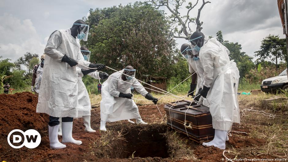 Uganda: Wie die Corona-Pandemie Trauerrituale verändert