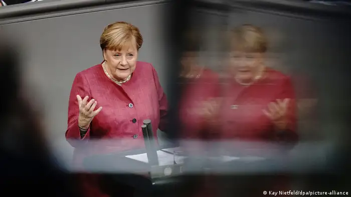 Deutschland Bundestag Bundeshaushalt Angela Merkel