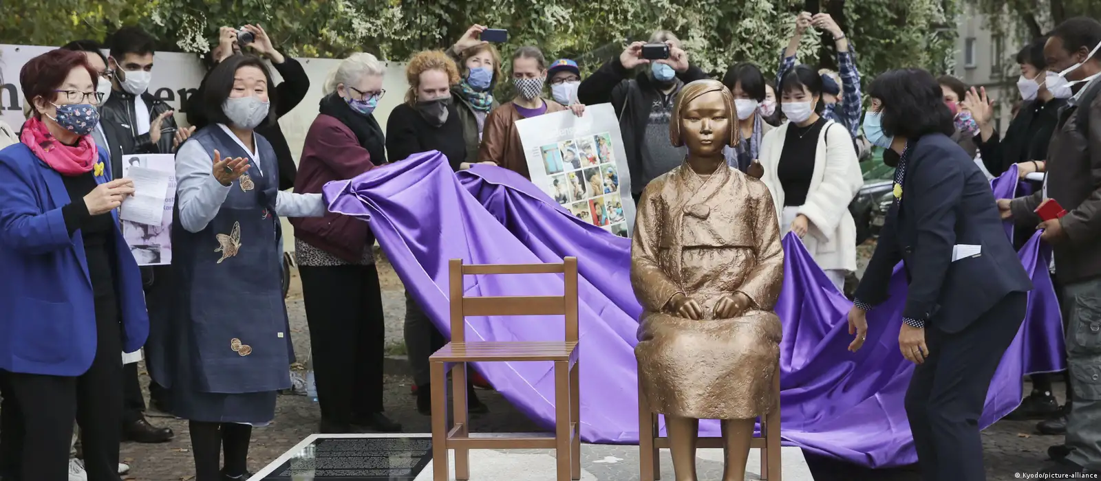 The Fight Over Berlin's Comfort Woman Statue