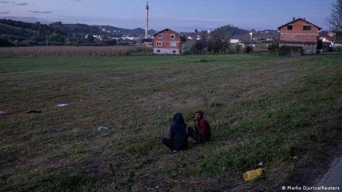 Bosnien und Herzegowina Migranten an der Bosnisch-Kroatischen Grenze bei Velika Kladusa (Marko Djurica/Reuters)