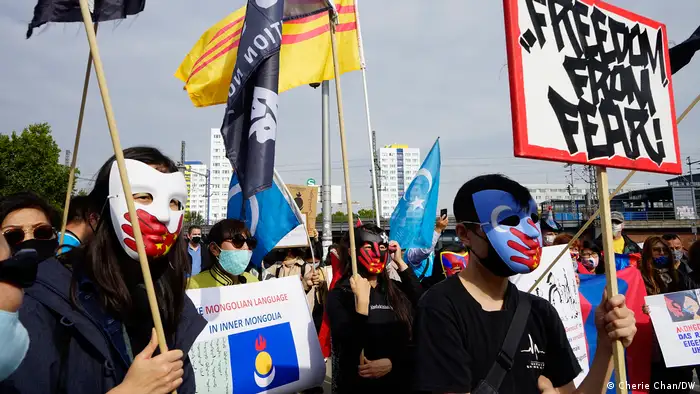 Berlin Botschaft China | Protest gegen Chinas Menschenrechtsverletzungen