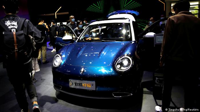 泽林视点 北京车展上的电动车竞赛 评论分析 Dw 03 10