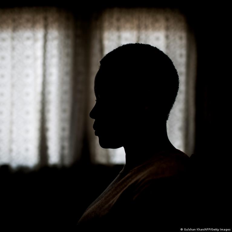 Kzn Schoolgirl Sex Vids - HRW: Gender-based violence remains rampant in South Africa â€“ DW â€“ 11/25/2021