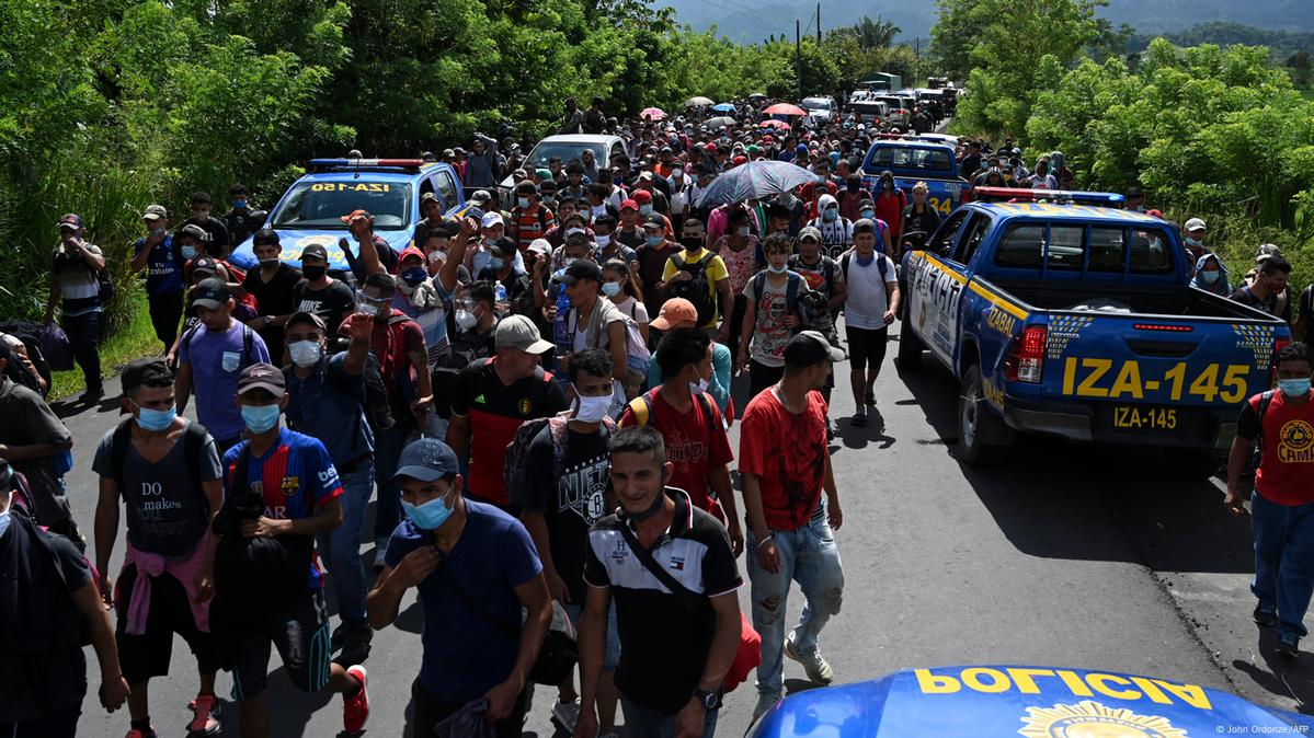 Caravana de migrantes a pesar del coronavirus DW 06 10 2020