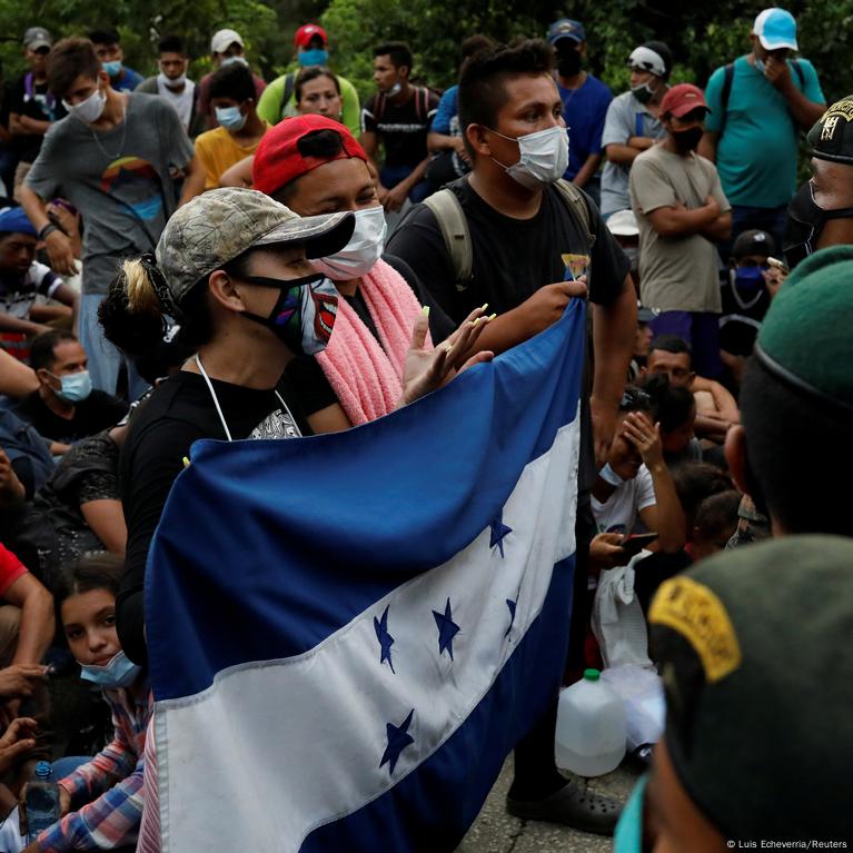 Caravana de migrantes tensi n entre Guatemala y Honduras DW