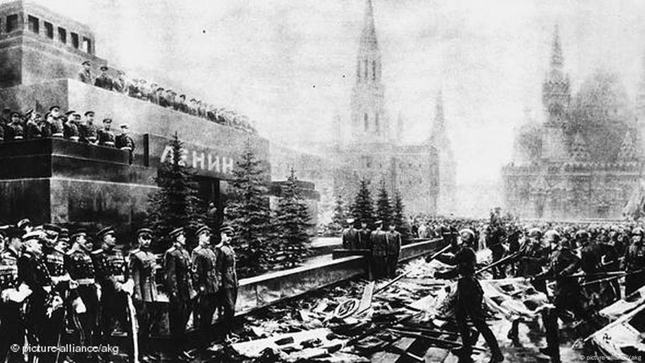 Vojna parada u Moskvi juna 1945.