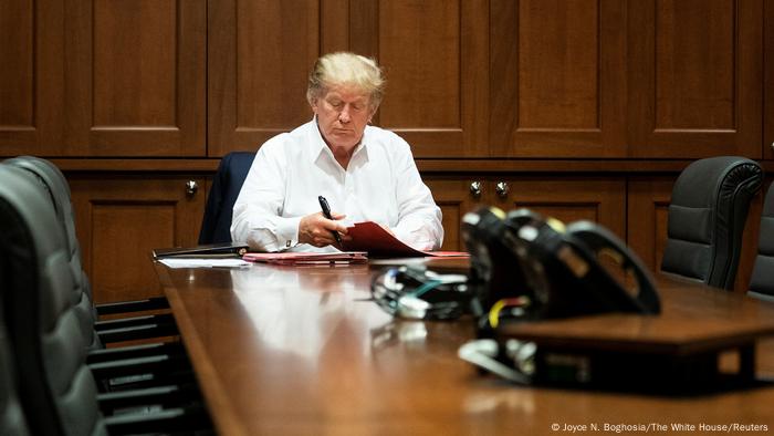 USA Donald Trump im Walter Reed Hospital (Joyce N. Boghosia/The White House/Reuters)