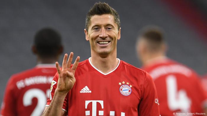 Bundesliga Bulletin Lewandowski Saves Bayern Haaland Dortmund S Hero Sports German Football And Major International Sports News Dw 04 10 2020