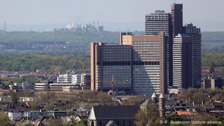 В германския град Кьолн се издига една от най високите жилищни