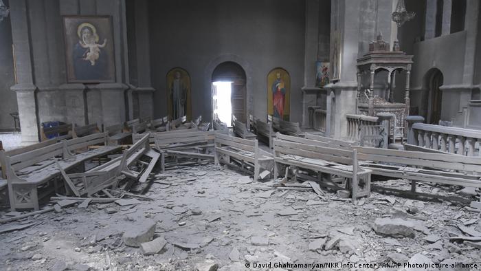Berg-Karabach Schuscha | Zerstörung in der Ghasantschezoz-Kathedrale