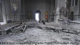 разрушенная церковь в Шуше