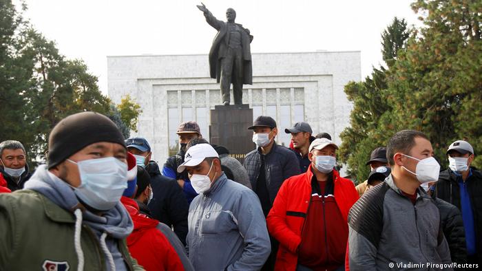 Kırgızistan'da protesto gösterileri düzenlenmişti