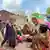 Деца и жени в село Навали