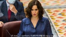 08.10.2020, Spanien, Madrid: Isabel Diaz Ayuso, Präsidentin der Regionalregierung von Madrid, spricht während einer Sitzung des Regionalparlaments der spanischen Hauptstadt. In Spanien ist die umstrittene Zwangsabriegelung des Corona-Hotspots Madrid durch die Zentralregierung von der Justiz gekippt worden. Foto: Joaquin Corchero/EUROPA PRESS/dpa +++ dpa-Bildfunk +++ |