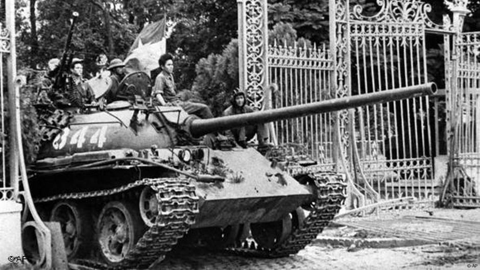 Upad severnovijetnamske vojske u predsedničku palatu u Sajgonu, 30. aprila 1975.