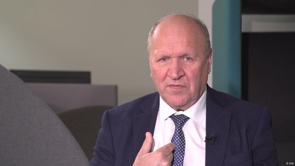 Estonian president slams interior minister over homophobic interview