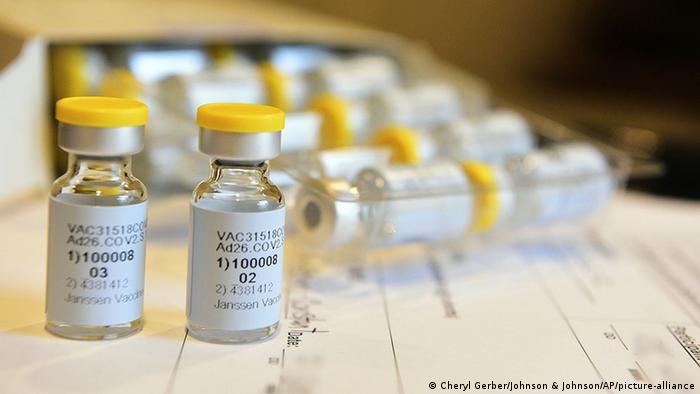 Coronavirus Us Approves Johnson Johnson Covid 19 Vaccine News Dw 27 02 2021