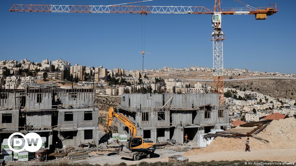 israel-approves-west-bank-settlement-homes-ahead-of-trump-exit-dw-17-01-2021