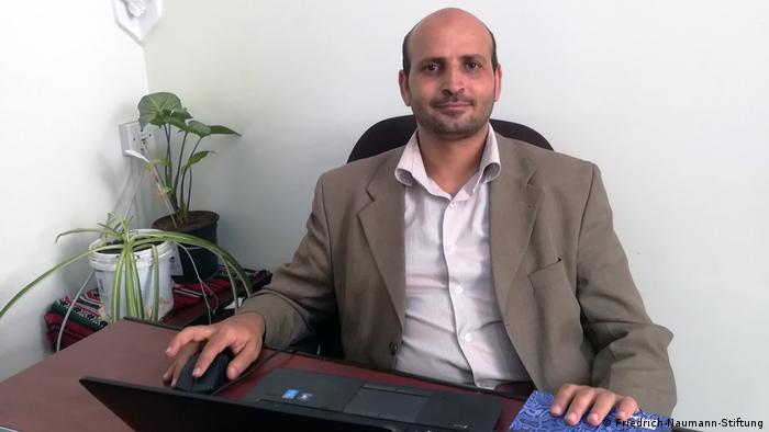 المحامي الحقوقي وكاتب الرأي اليمني عبد الرحمن الزبيب
