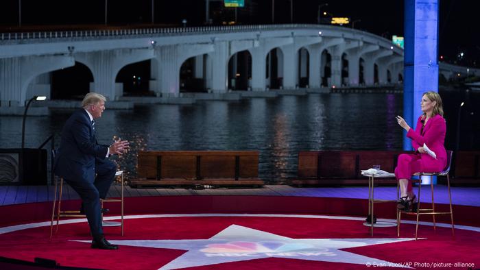 USA Townhalls Fragestunde Trump Biden (Evan Vucci/AP Photo/picture-alliance )