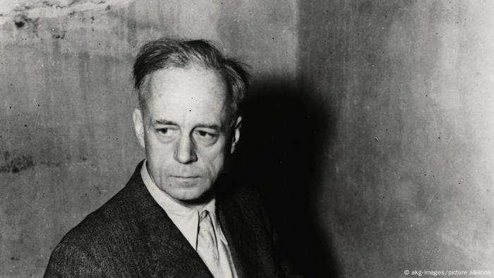 Joachim von Ribbentrop, Hitlers Außenminister, 1945 in seiner Zelle.