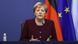 Ish-kancelarja e Gjermanisë Angela Merkel gjatë një fjalimi në samitin e BE-së në Bruksel.