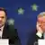 Yunanistan Maliye Bakanı Papakonstantinu (solda) ve Euro Bölgesi Başkanı Juncker
