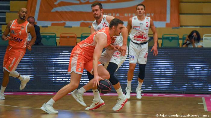 Basketball Pokal RASTA Vechta vs JobStairs GIESSEN 46ers