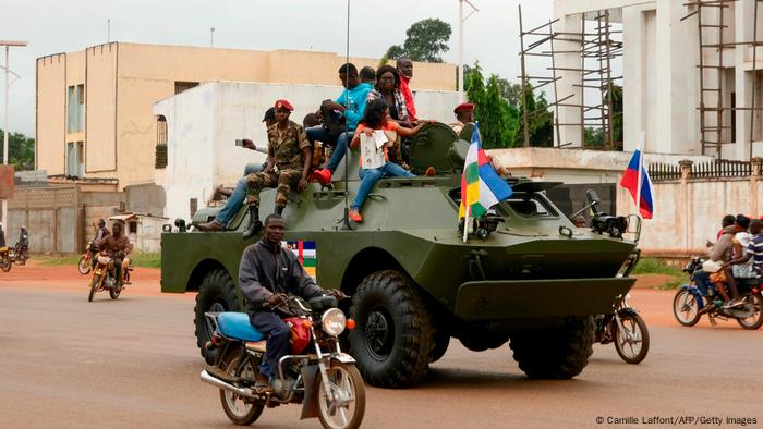 La Russie renforce sa présence militaire en Centrafrique | Afrique | DW |  21.10.2020