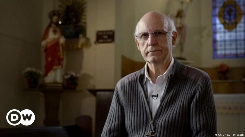 Ex-presidente da bancada evangélica diz que CPI contra padre Júlio
