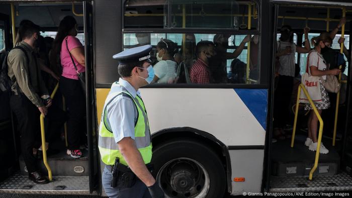 Kontrole prevoza u Atini: u Gračkoj je uvedena obaveza nošenja maski