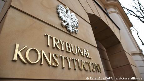 Πολωνία: Μάχη εξουσίας με λάφυρο τη Δικαιοσύνη