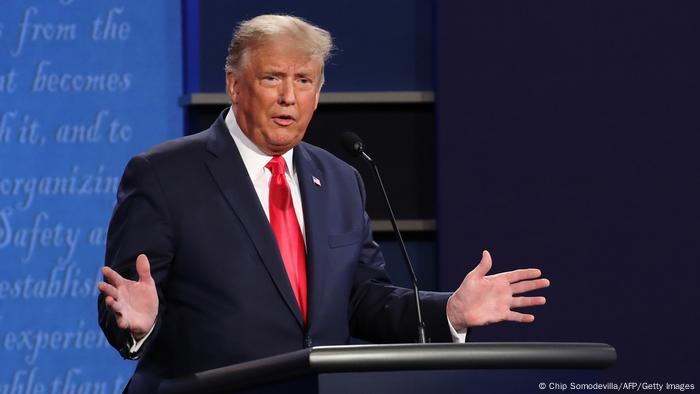 Final Us Presidential Debate A Win For Trump News Dw 23 10 2020 [ 394 x 700 Pixel ]