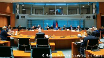 Заседания немецкого правительства проходят в самом большом зале ведомства канцлера