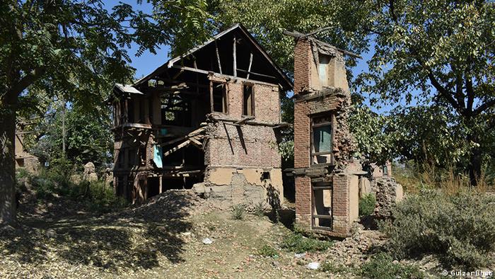 Indien Verlassenes Haus der kaschmirischen Hindus (Gulzar Bhat)