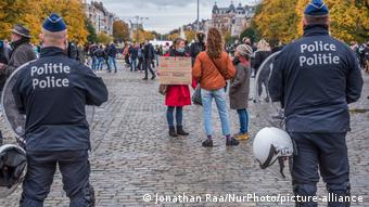Протест против карантинных мер в Брюсселе 25 октября