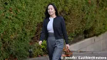 Huawei Technologies Chief Financial Officer Meng Wanzhou leaves her home to attend a court hearing in Vancouver, British Columbia, Canada October 26, 2020. REUTERS/Jennifer Gauthier