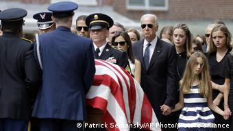Джо Байден на похоронах сына Бо, 6 июня 2015 года