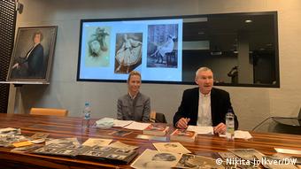 Урс Бруннер и Юлия Шраммель на презентации книги в берлинском Музее шпионажа
