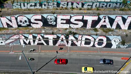 Kolumbien Grafiti They are killing us