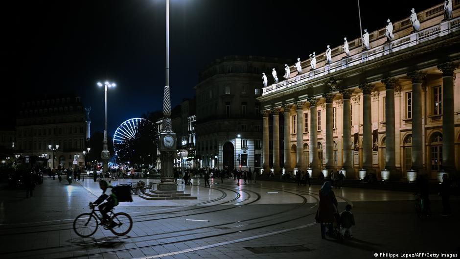Frankreich Bordeaux | Leer Straßen in der Nacht vor neuen Corona Einschränkungen