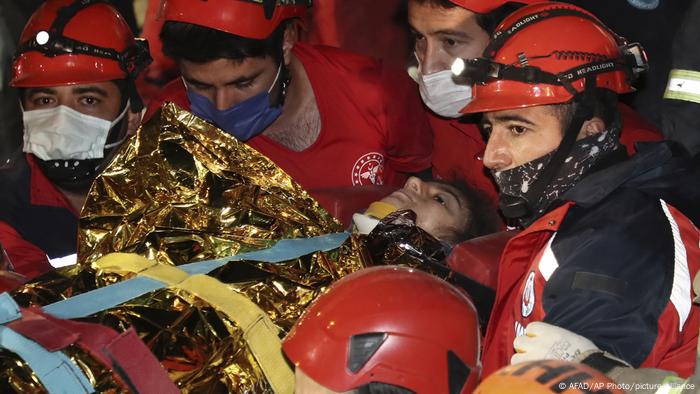 14 yaşındaki İdil Şirin depremden 58 saat sonra kurtarıldı