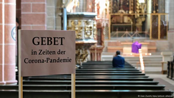 Weihnachten Und Corona Kirchen Werden Kreativ Deutschland Dw 24 11 2020