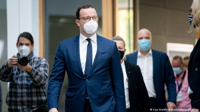 Deutschland Coronavirus Pressekonferenz Jens Spahn