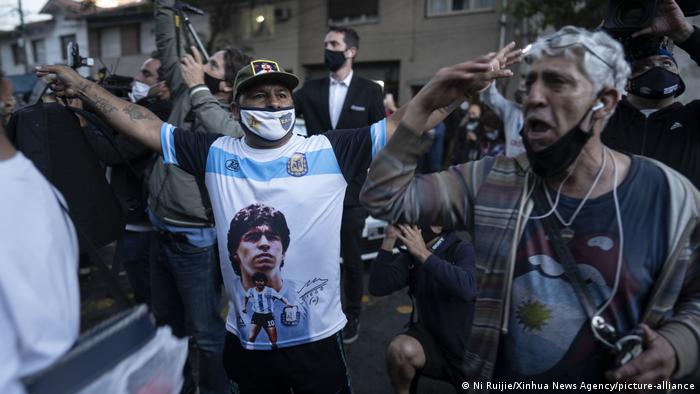 Argentinien Buenos Aires | Diego Maradona in Klinik