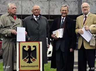施塔巴蒂教授向宪法法院投诉欧元救助计划