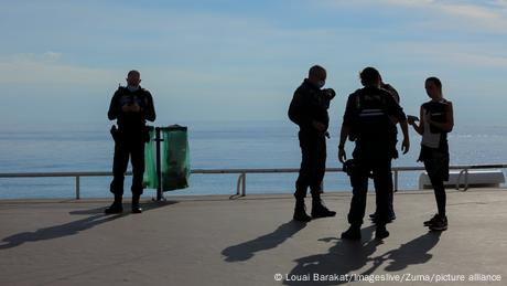 Γαλλία: Απαγορεύεται η φωτογράφηση αστυνομικών