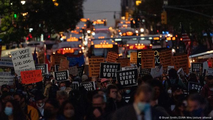 USA Wahlen 2020 | Protest | New York (Bryan Smith/ZUMA Wire/picture alliance)