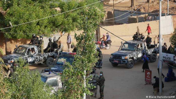 siege auto devant dans camion
