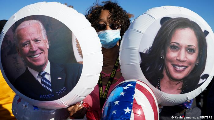 US-Wahl 2020 | Unterstützer von Joe Biden feiern (Kevin Lamarque/REUTERS)